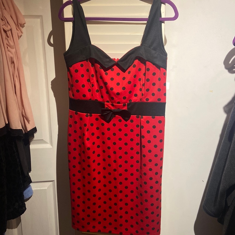 Red black polka dot pencil dress
